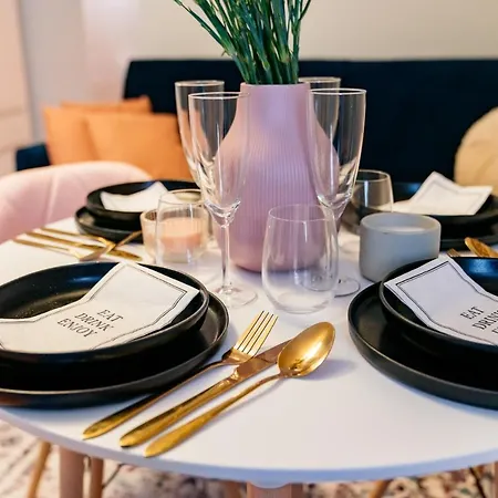 W11 - Loftaffair Ξενοδοχείο με διαμερίσματα 3*