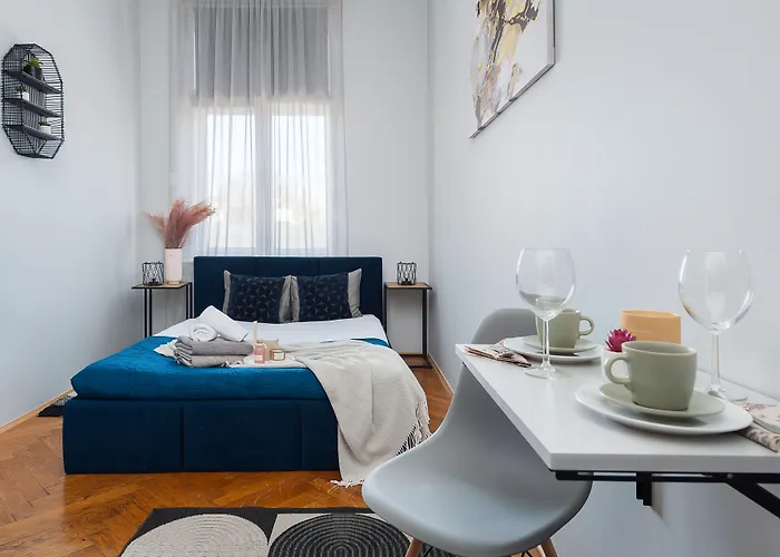 W11 - Loftaffair 3* كراكوفيا